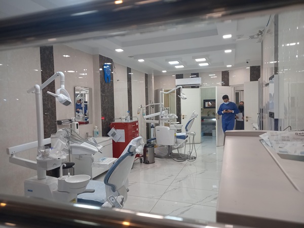 کلینیک دندانپزشکی ریحانه در تهران